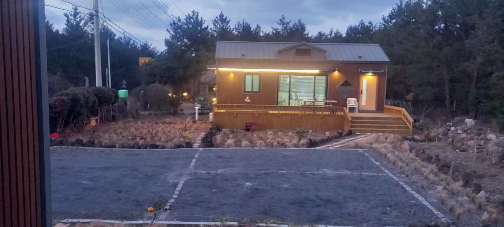 Hamdeok Pool Villa Pension Jeju Eksteriør billede